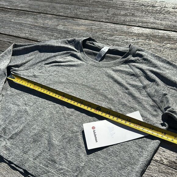 Lululemon Swiftly Tech Cropped Long-Sleeve Shirt 2.0 Slate / White size 12 NWT - Picture 5 of 6
